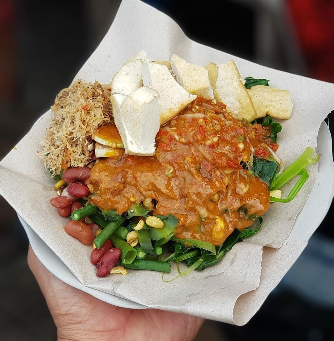 10 Makanan Khas Bali yang Bikin Ngiler