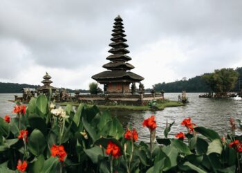 Kalender Bali 2023 Lengkap - Download PDF